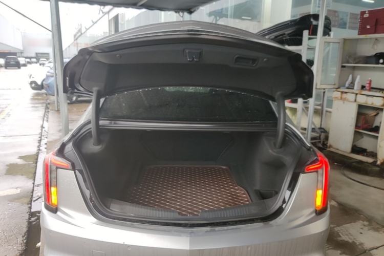Used Cadillac CT5 2020 Updated 28T Leading Sporty Version Trunk