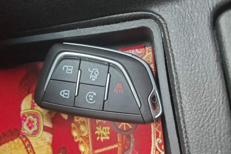Used Cadillac CT5 2020 Updated 28T Leading Sporty Version Vehicle Key