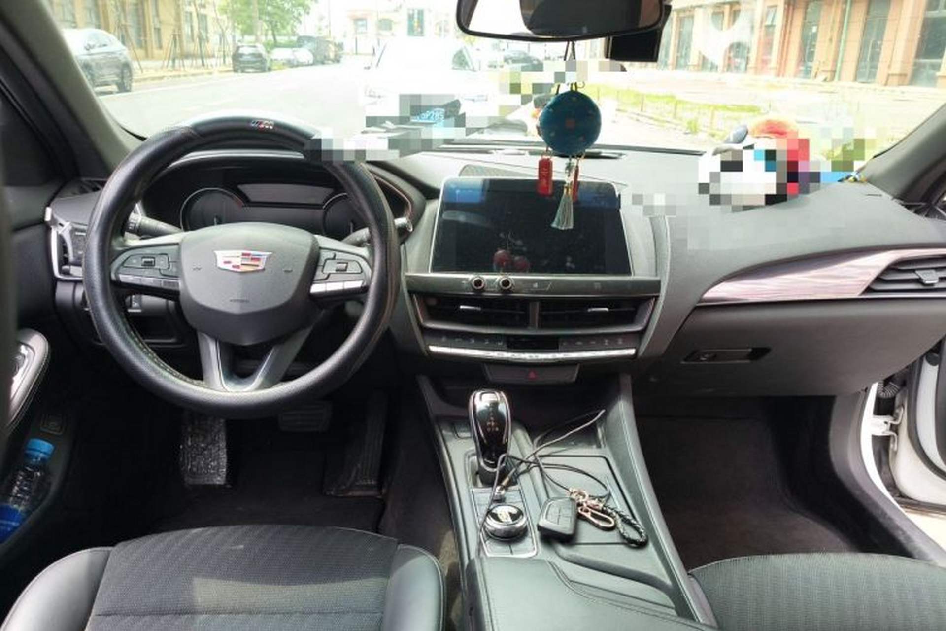Used Cadillac CT5 2020 28T Tech Edition Center Console