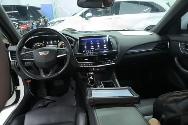 Used Cadillac CT5 2020 Revised Version 28T Fashion Edition Center Console
