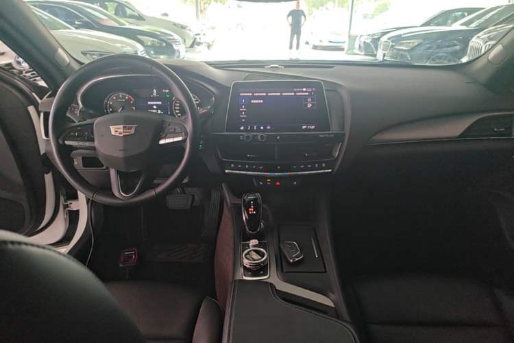 Used Cadillac CT5 2020 Revised Version 28T Luxury Edition Center Console