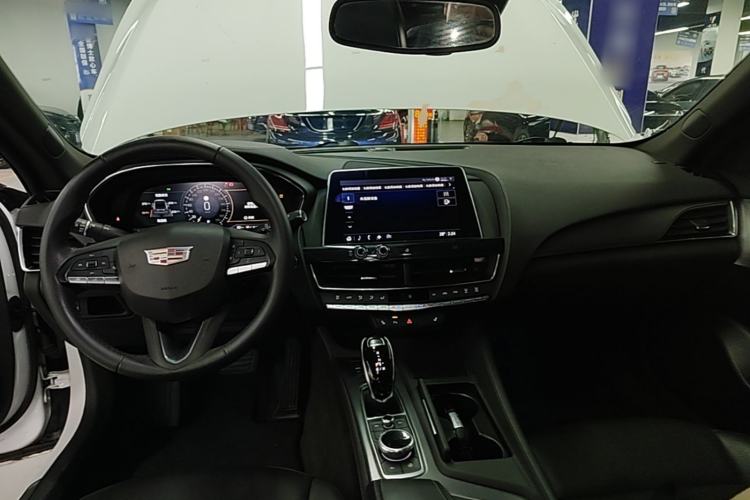 Used Cadillac CT5 2020 Revised Version 28T Luxury Edition Center Console