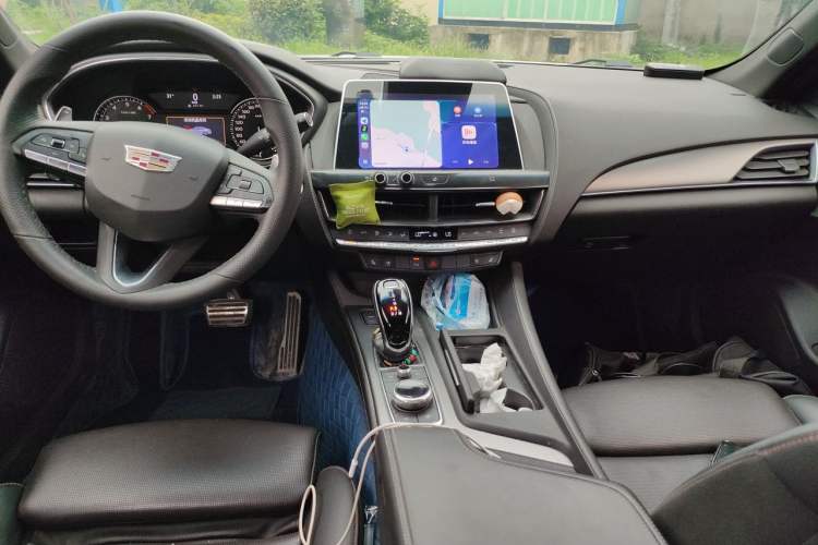 Used Cadillac CT5 2020 Updated 28T Leading Sporty Version Center Console