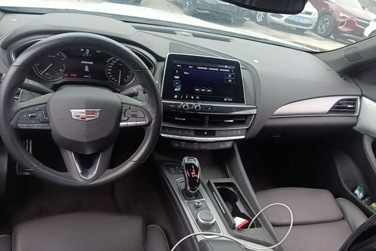 Used Cadillac CT5 2020 Updated 28T Leading Sporty Version Center Console