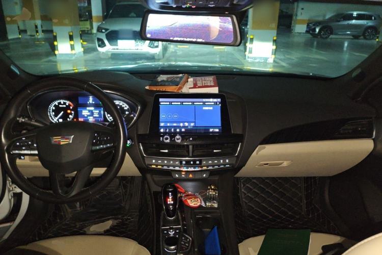 Used Cadillac CT5 2020 28T Luxury Version Center Console