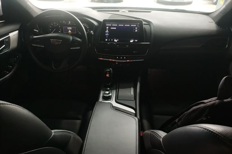 Used Cadillac CT5 2020 Revised Version 28T Luxury Edition Center Console