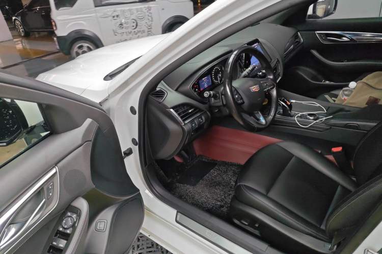 Used Cadillac CT5 2020 28T Fashion Edition Driver Seat