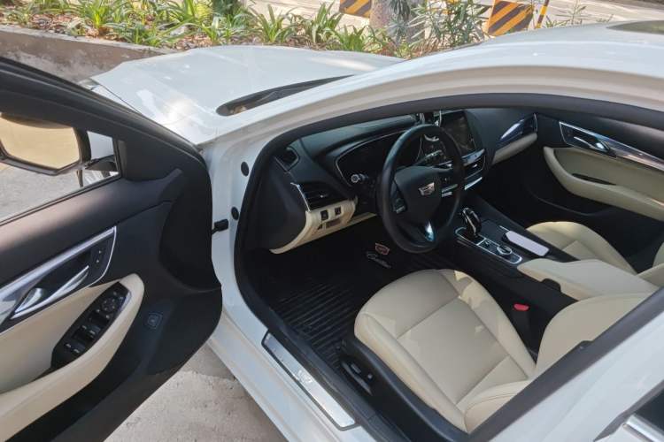 Used Cadillac CT5 2020 28T Fashion Edition Driver Seat