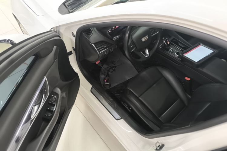 Used Cadillac CT5 2020 Revised Version 28T Fashion Edition Driver Seat