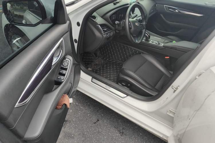 Used Cadillac CT5 2020 28T Tech Edition Driver Seat