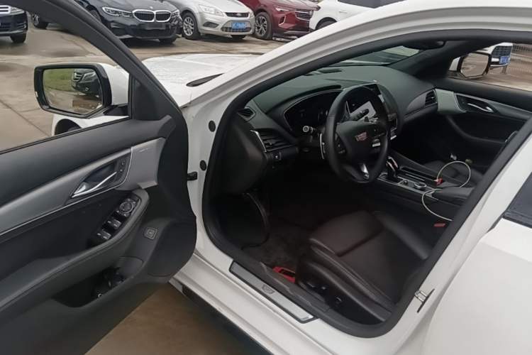Used Cadillac CT5 2020 Updated 28T Leading Sporty Version Driver Seat