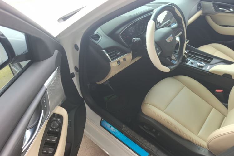 Used Cadillac CT5 2020 28T Fashion Edition Driver Seat