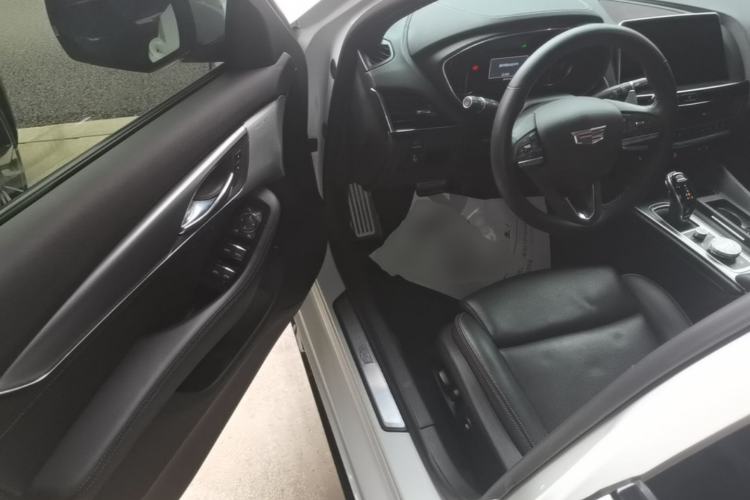 Used Cadillac CT5 2020 Updated 28T Leading Sporty Version Driver Seat