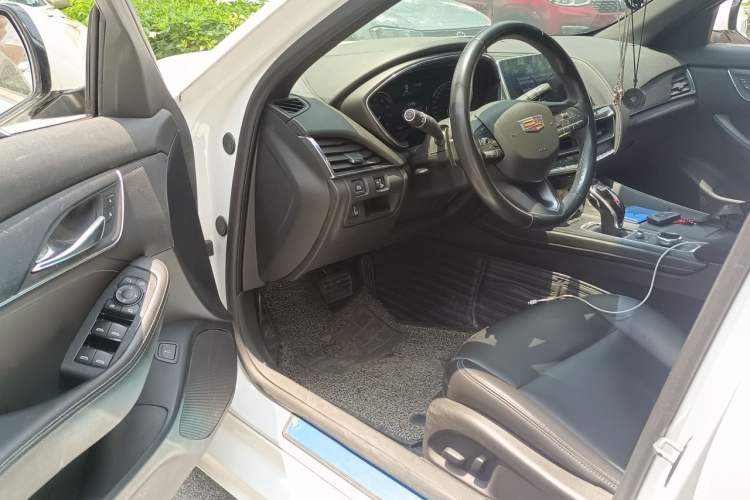 Used Cadillac CT5 2020 28T Fashion Edition Driver Seat