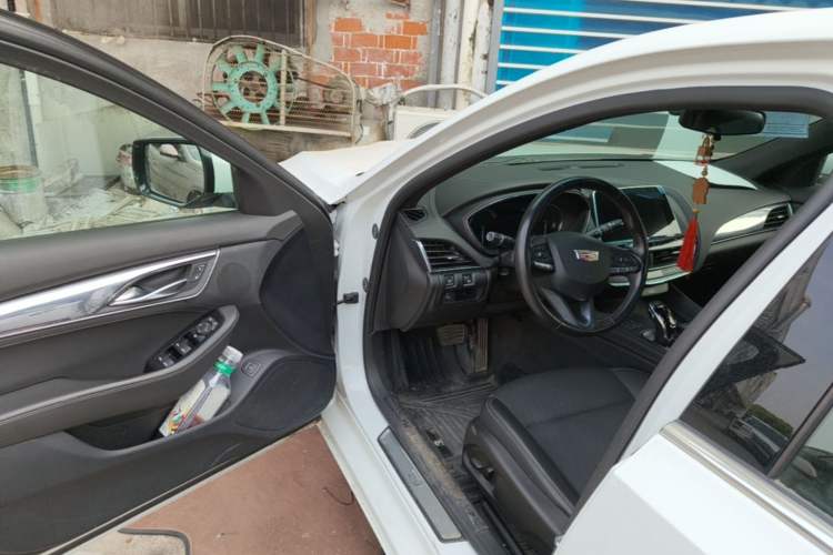 Used Cadillac CT5 2020 28T Tech Edition Driver Seat