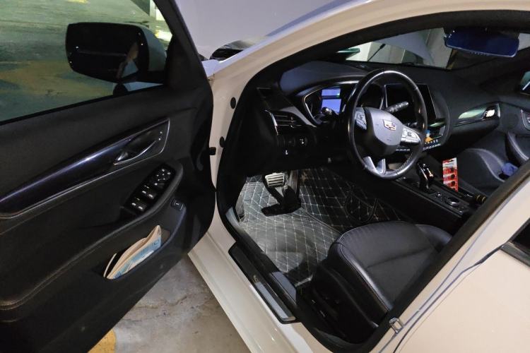 Used Cadillac CT5 2020 28T Tech Edition Driver Seat