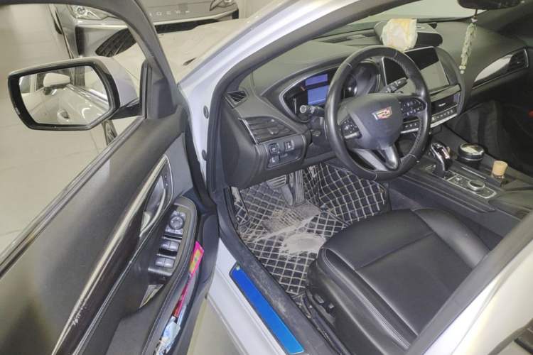 Used Cadillac CT5 2020 28T Fashion Edition Driver Seat