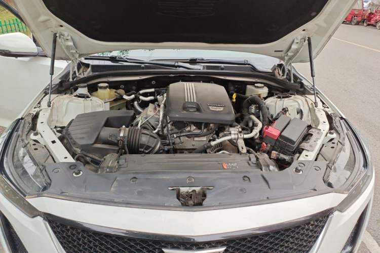 Used Cadillac CT5 2020 Revised 28T Platinum Sport Edition Engine Bay