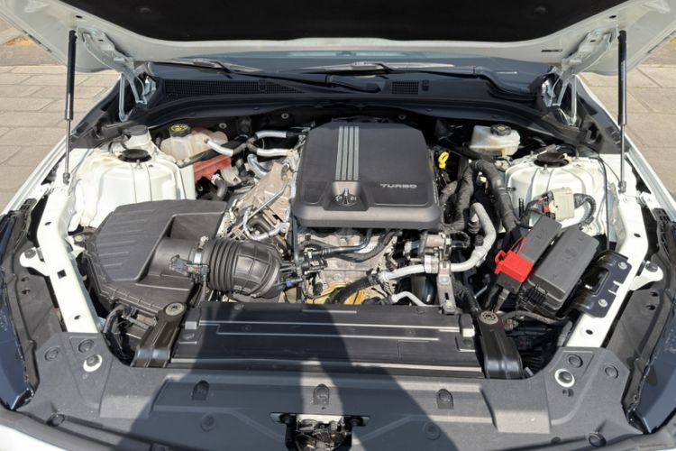 Used Cadillac CT5 2020 28T Fashion Edition Engine Bay