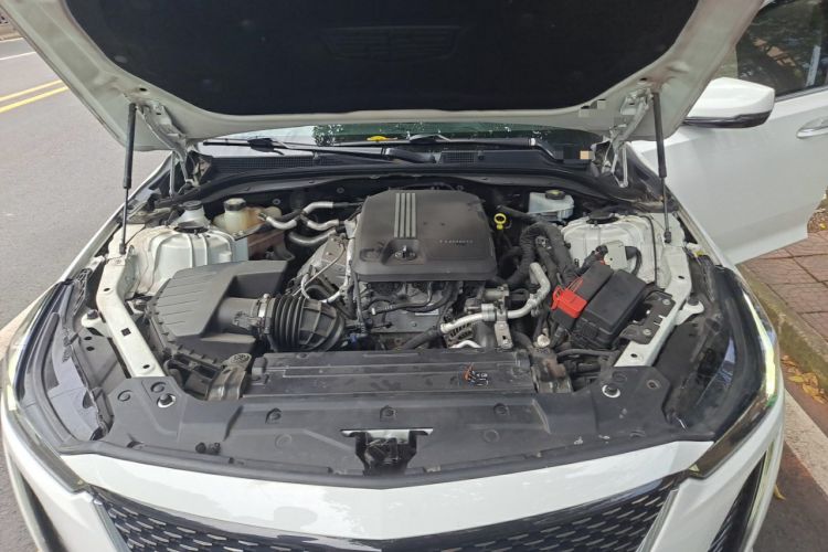 Used Cadillac CT5 2020 28T Luxury Version Engine Bay