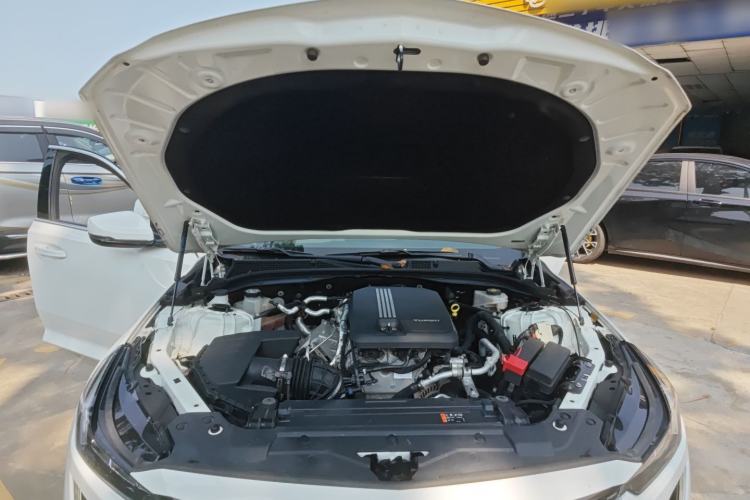 Used Cadillac CT5 2020 28T Fashion Edition Engine Bay