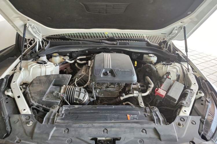 Used Cadillac CT5 2020 28T Tech Edition Engine Bay