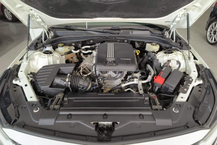 Used Cadillac CT5 2020 28T Luxury Version Engine Bay