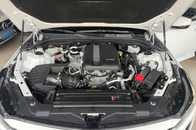 Used Cadillac CT5 2020 28T Luxury Version Engine Bay