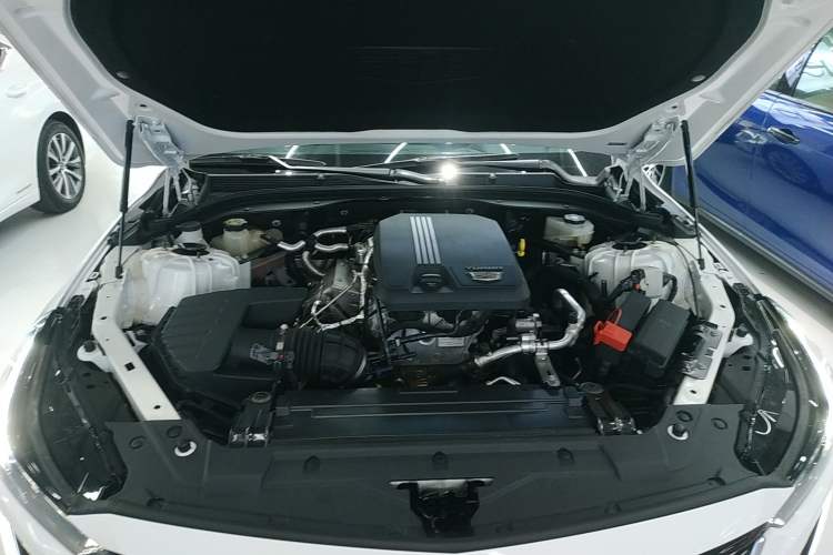 Used Cadillac CT5 2020 Revised Version 28T Luxury Edition Engine Bay