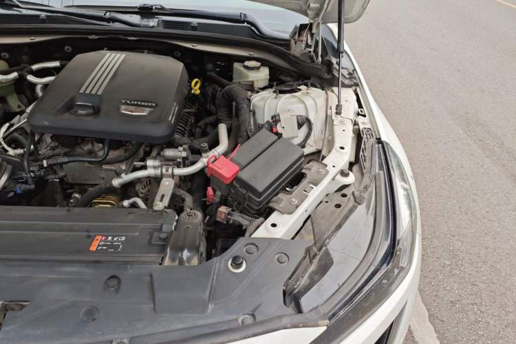 Used Cadillac CT5 2020 Revised 28T Platinum Sport Edition Engine Bay Left