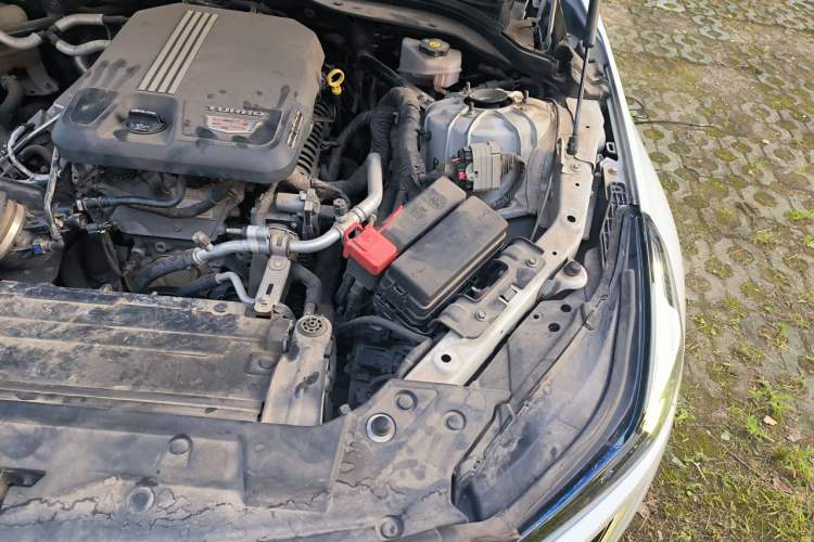 Used Cadillac CT5 2020 Revised Version 28T Luxury Edition Engine Bay Left