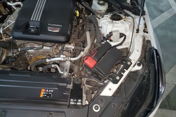 Used Cadillac CT5 2020 Revised Version 28T Luxury Edition Engine Bay Left