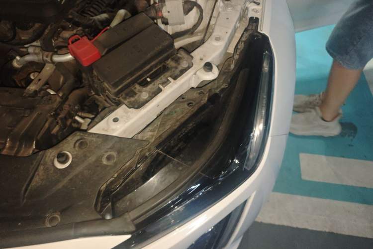 Used Cadillac CT5 2020 Revised Version 28T Luxury Edition Engine Bay Left