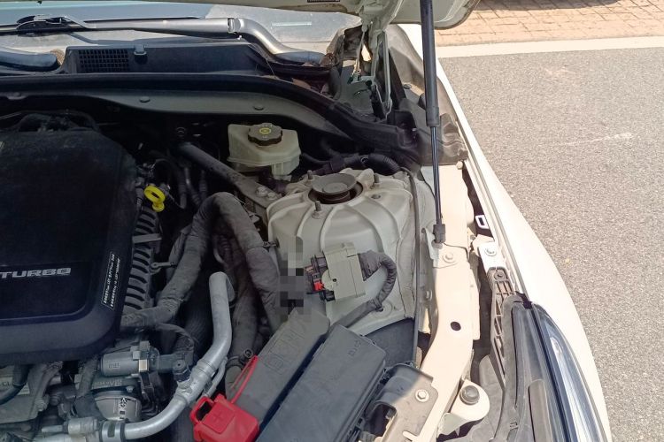 Used Cadillac CT5 2020 28T Fashion Edition Engine Bay Left