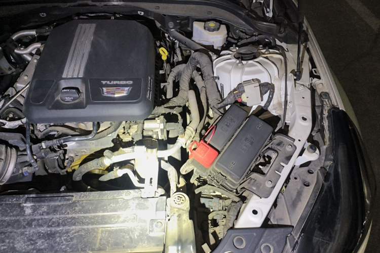Used Cadillac CT5 2020 Revised Version 28T Luxury Edition Engine Bay Left