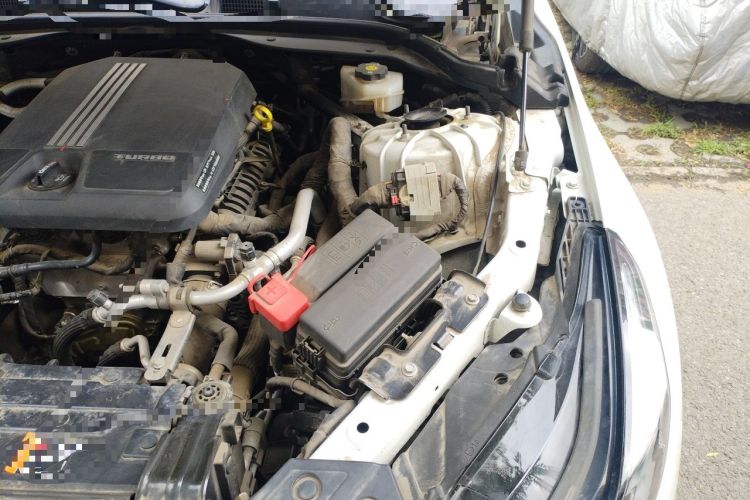 Used Cadillac CT5 2020 28T Tech Edition Engine Bay Left
