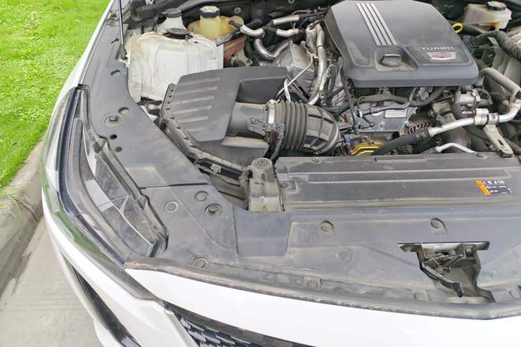 Used Cadillac CT5 2020 Revised Version 28T Luxury Edition Engine Bay Right