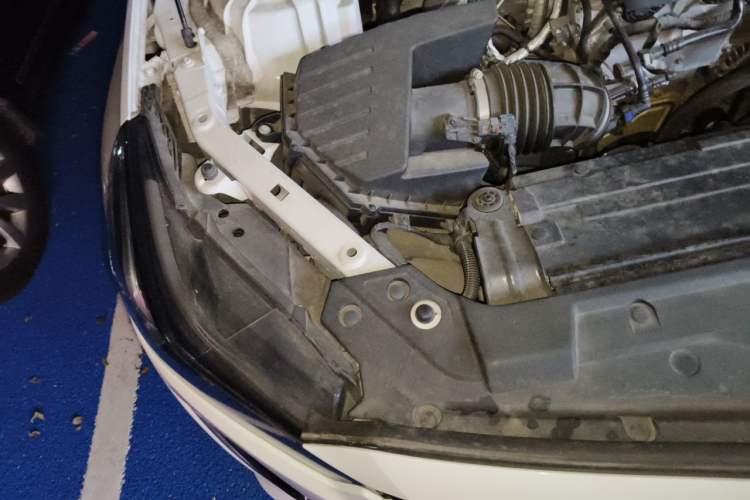 Used Cadillac CT5 2020 28T Luxury Version Engine Bay Right