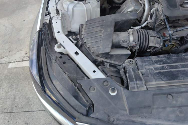 Used Cadillac CT5 2020 Updated 28T Leading Sporty Version Engine Bay Right