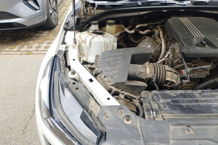Used Cadillac CT5 2020 28T Tech Edition Engine Bay Right