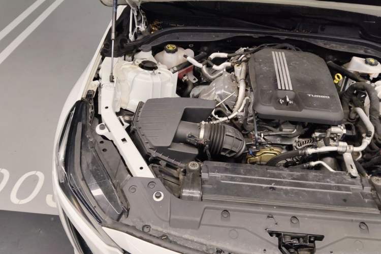 Used Cadillac CT5 2020 28T Leading Sport Model Engine Bay Right