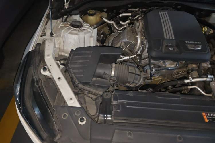 Used Cadillac CT5 2020 Revised Version 28T Luxury Edition Engine Bay Right