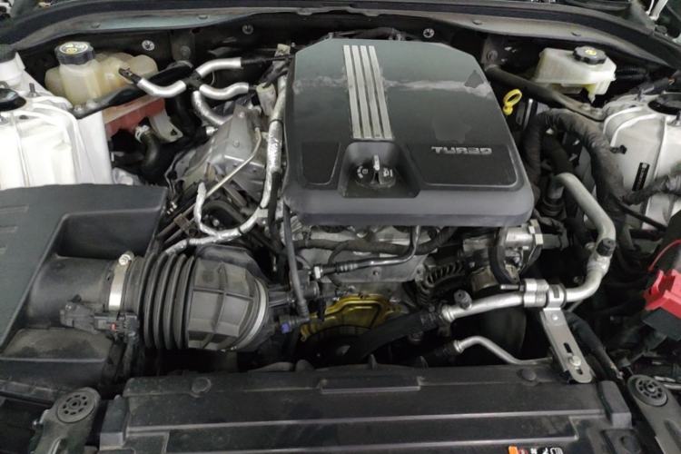 Used Cadillac CT5 2020 28T Leading Sport Model Engine Bay