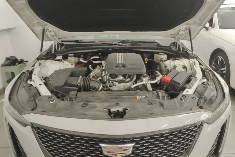 Used Cadillac CT5 2020 28T Fashion Edition Engine Bay