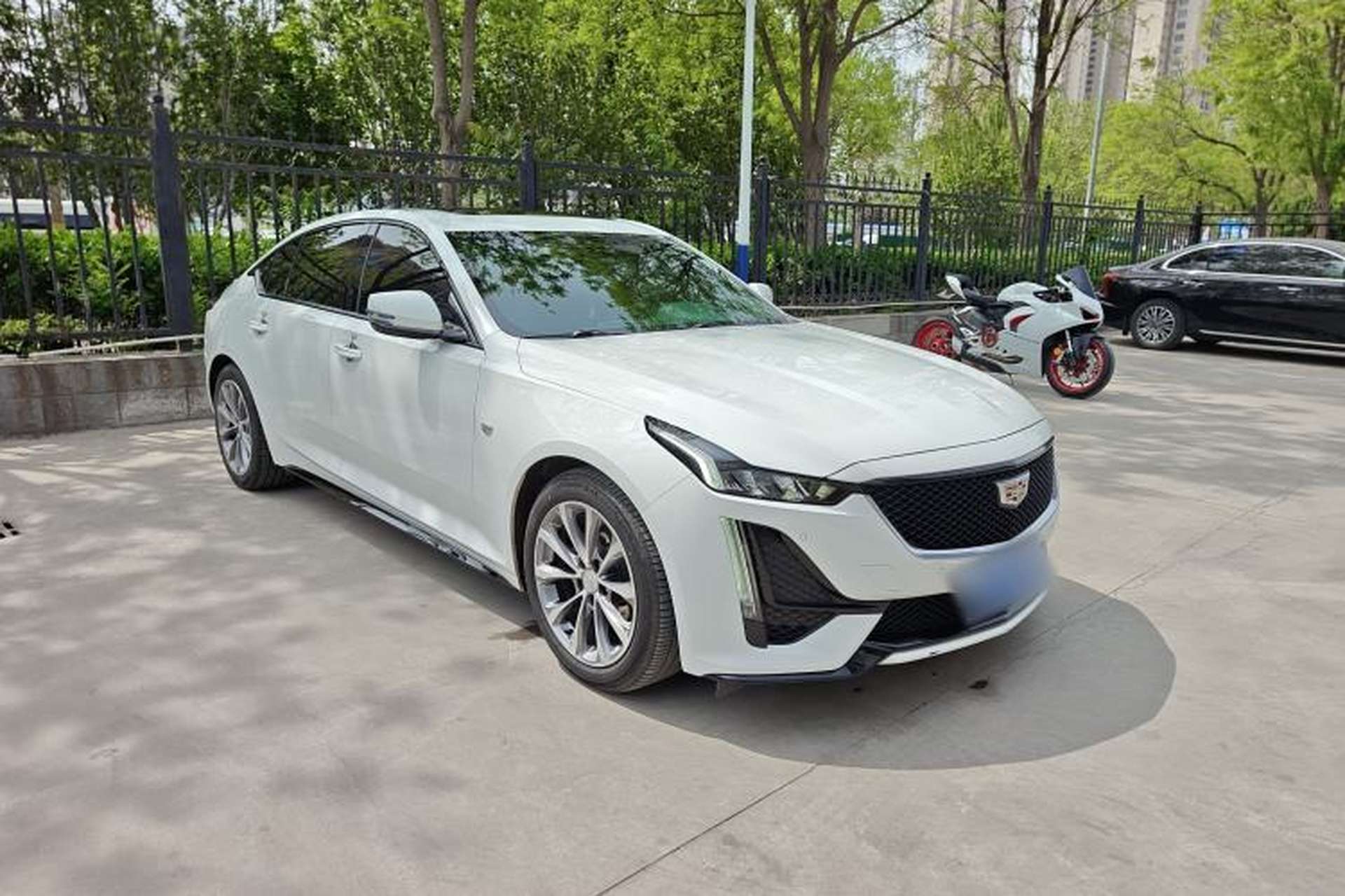 Used Cadillac CT5 2020 Updated 28T Leading Sporty Version Exterior 2