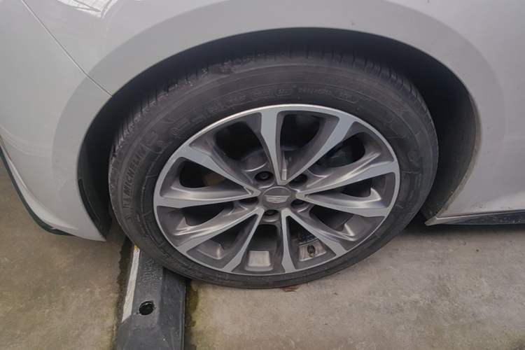 Used Cadillac CT5 2020 28T Leading Sport Model Exterior 2