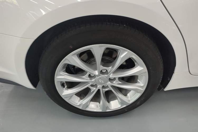 Used Cadillac CT5 2020 Revised Version 28T Luxury Edition Exterior 2