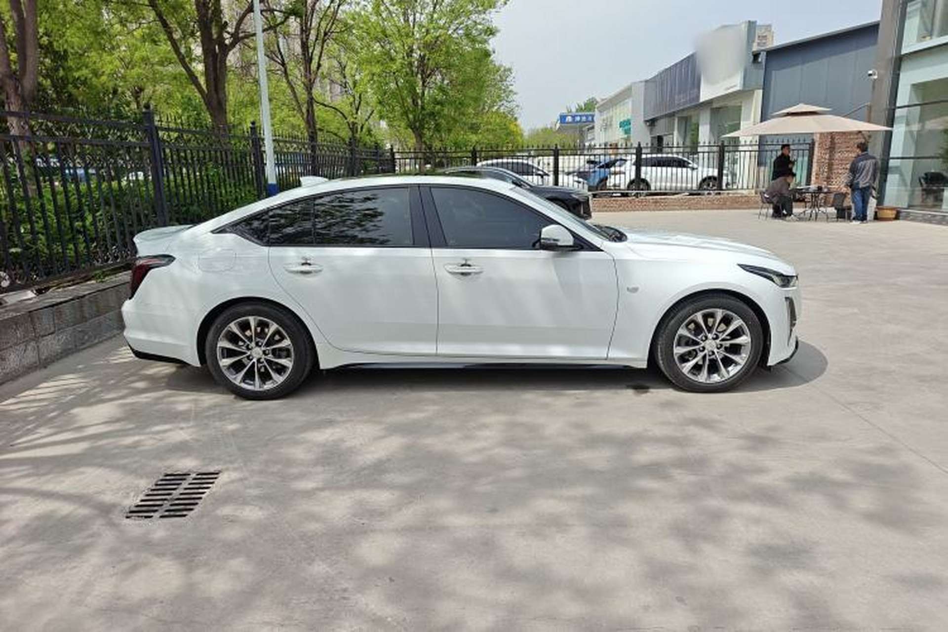 Used Cadillac CT5 2020 Updated 28T Leading Sporty Version Exterior 3