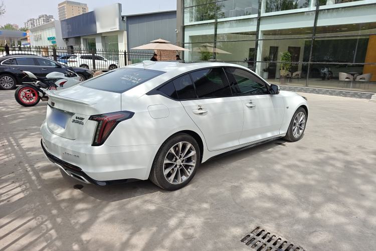Used Cadillac CT5 2020 Updated 28T Leading Sporty Version Exterior 4