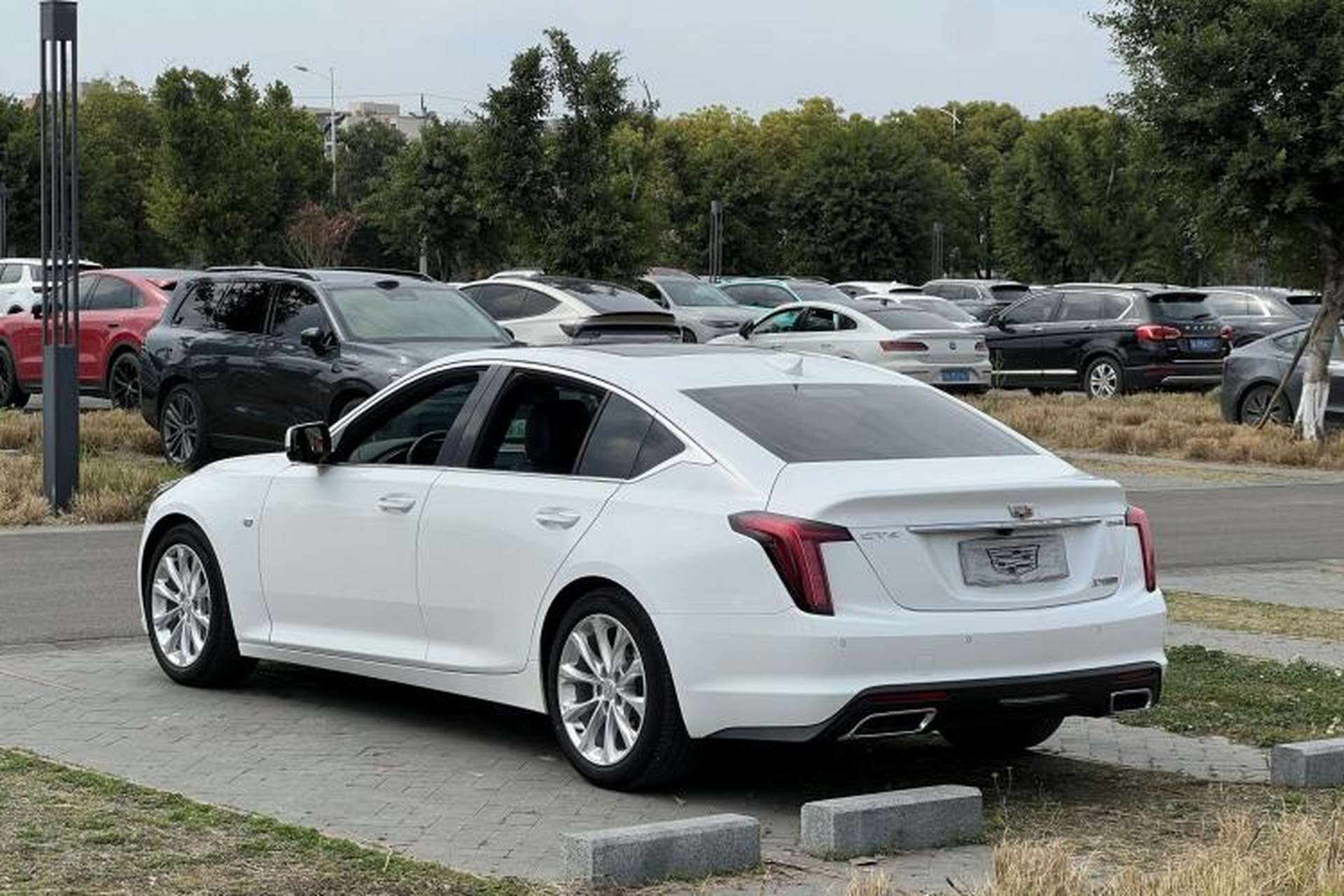 Used Cadillac CT5 2020 Revised Version 28T Luxury Edition Exterior 5